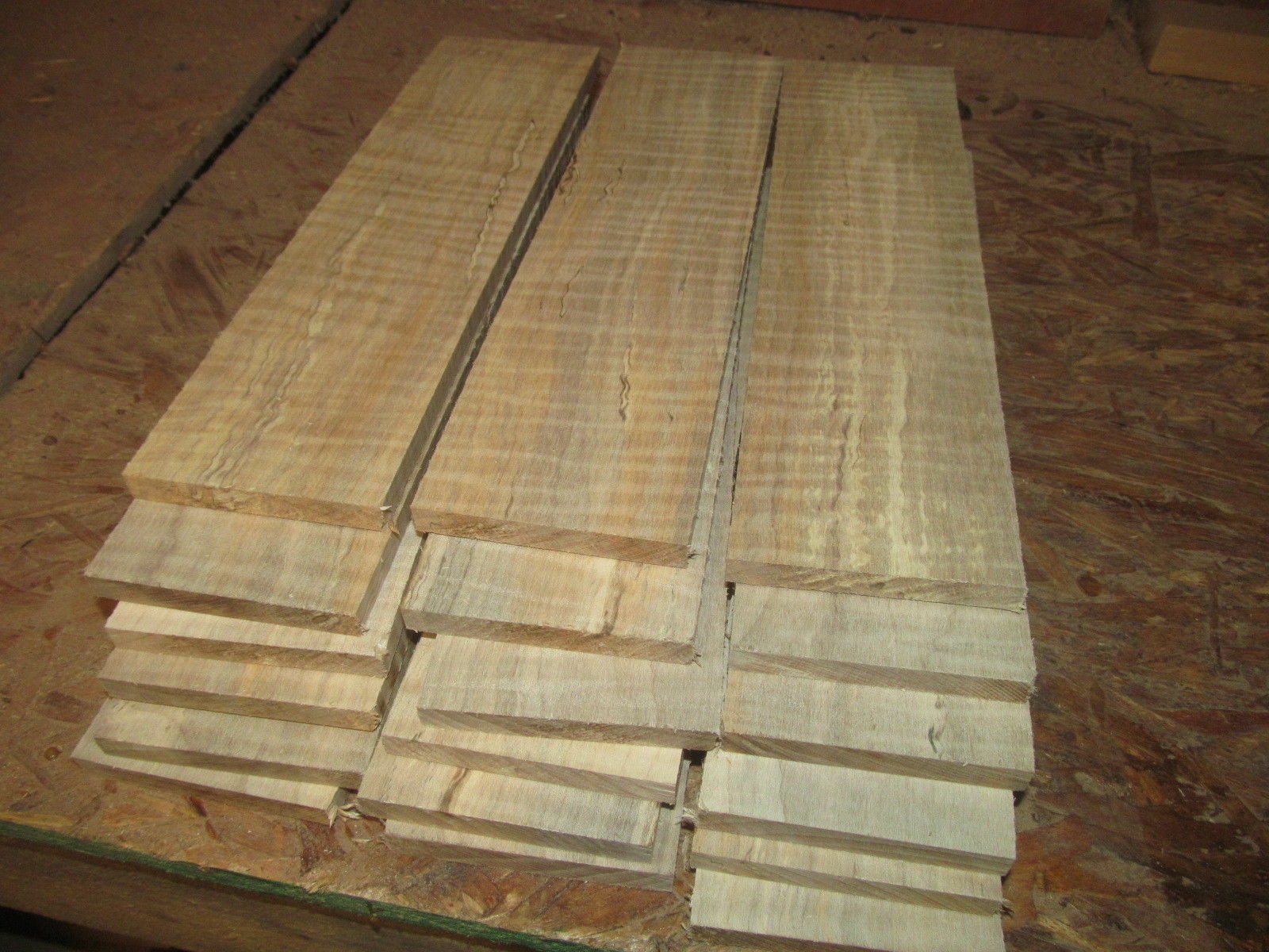 10 PIECES THIN SANDED CURLY MAPLE 12